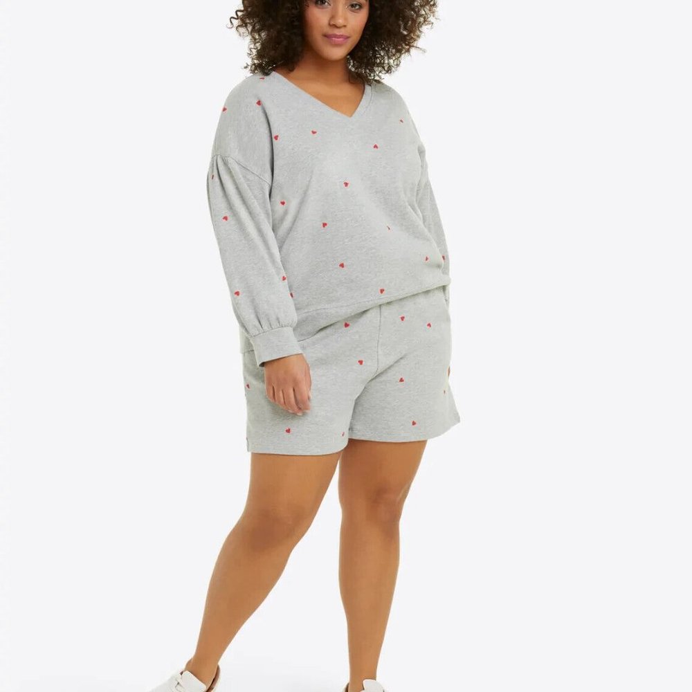 Draper James Sweatshirt printed heart size XL NWOT new without tag